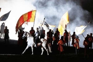 spectacle historique du château de Saint-Fargeau